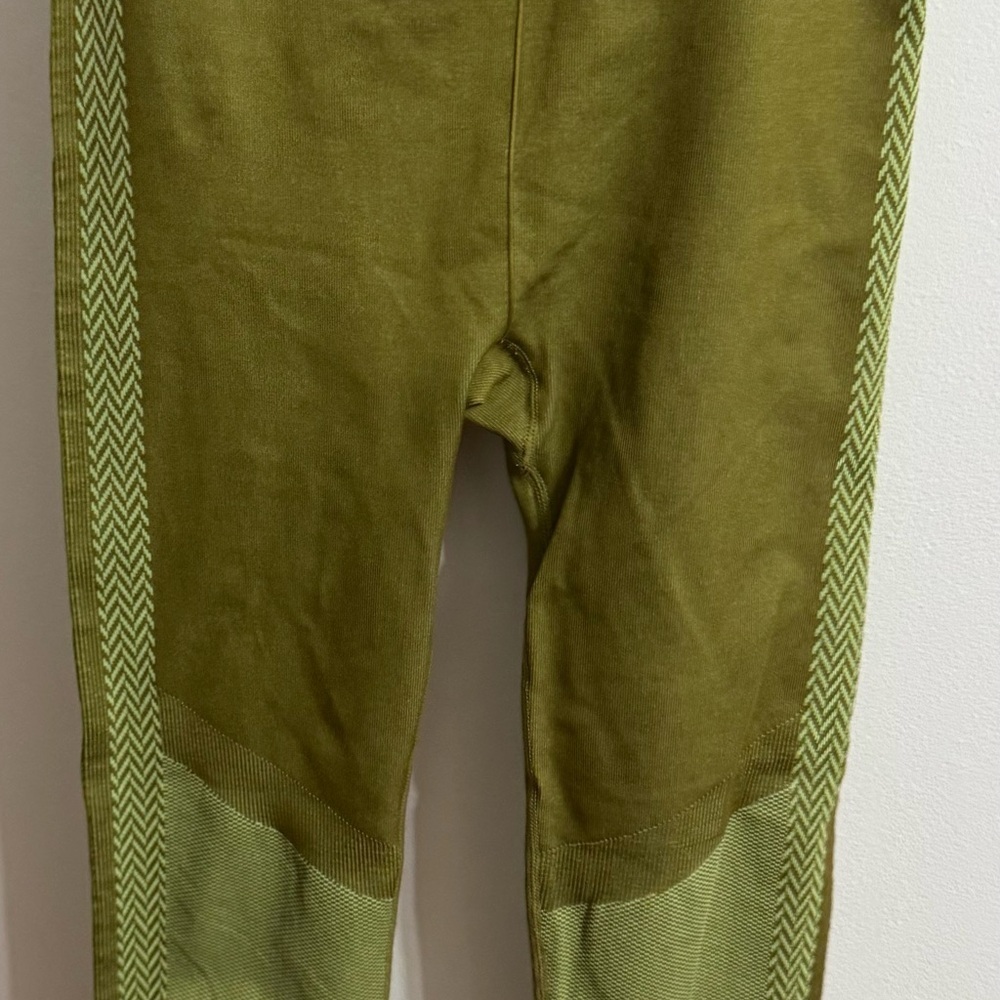 Fabletics High Waisted Seamless Check leggings Large - Picture 4 of 7